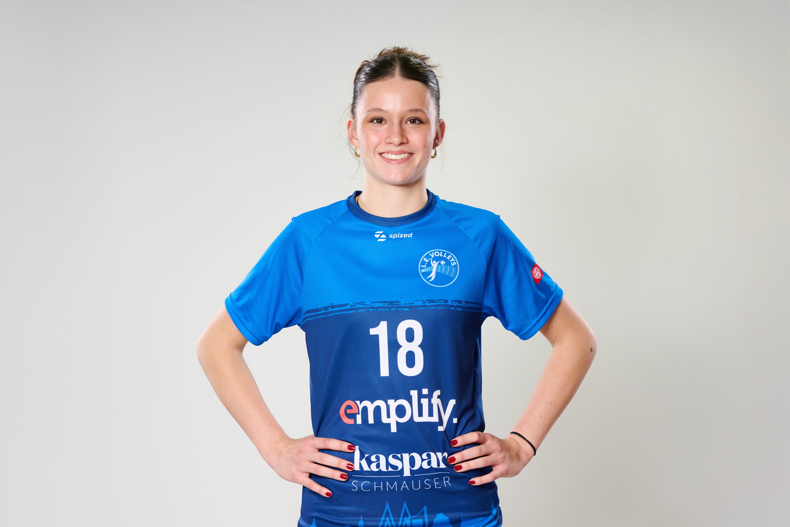 Spielerinnenporträts und Teamfoto am 04.11.2025 in Leipzig (Sachsen).