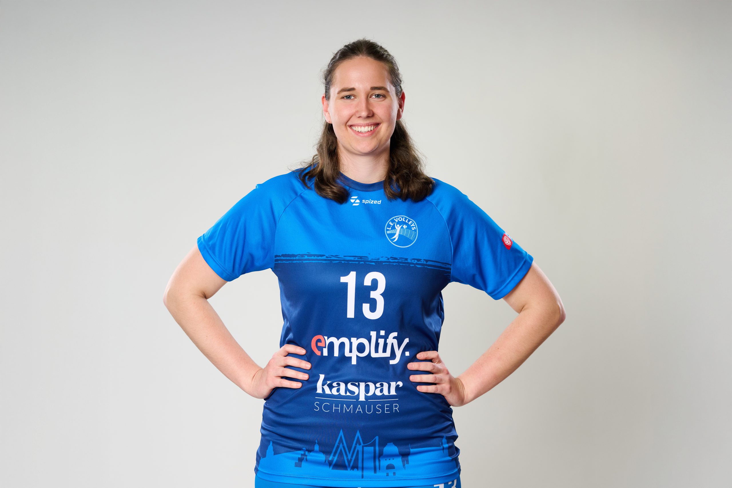 Spielerinnenporträts und Teamfoto am 04.11.2025 in Leipzig (Sachsen).