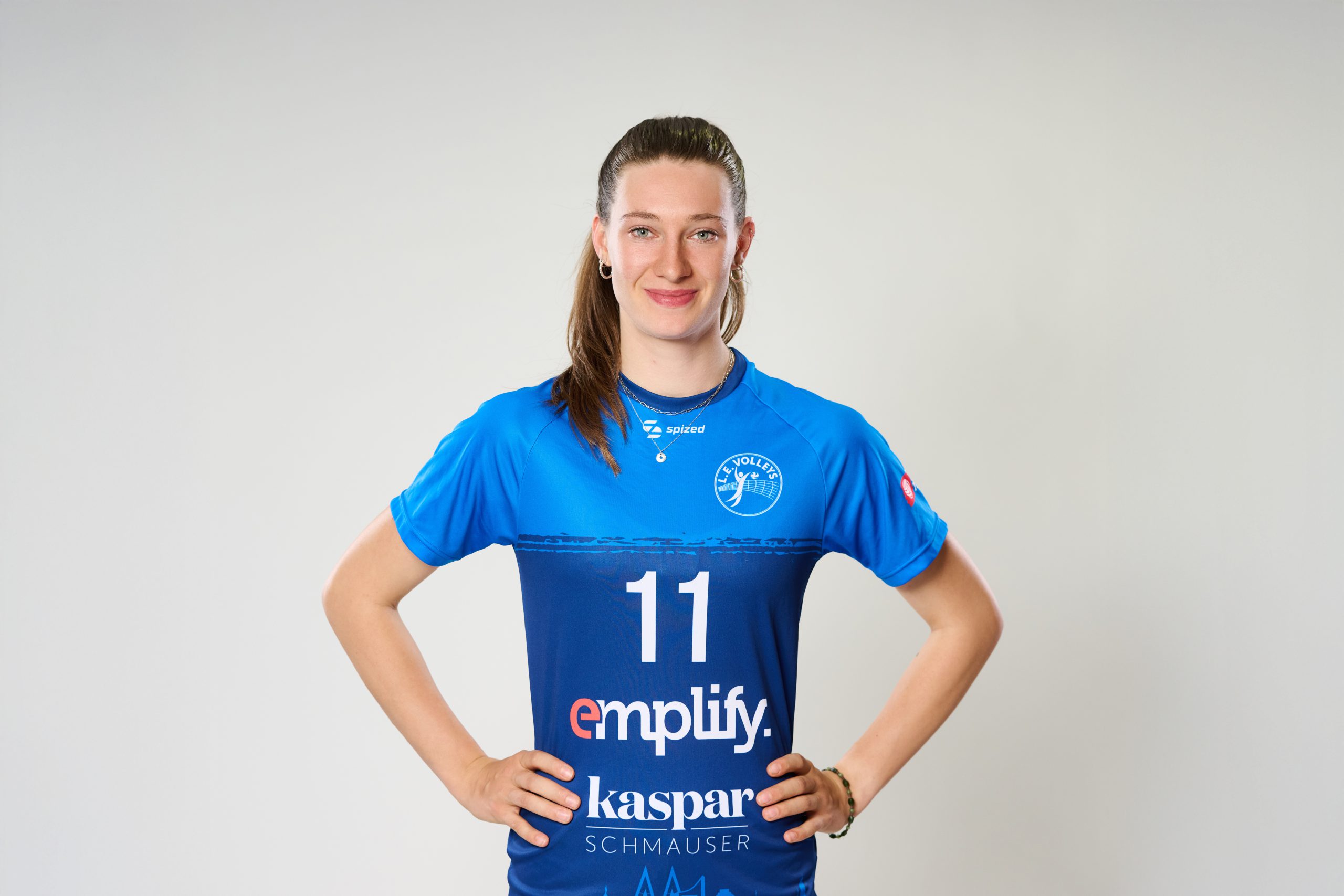 Spielerinnenporträts und Teamfoto am 04.11.2025 in Leipzig (Sachsen).